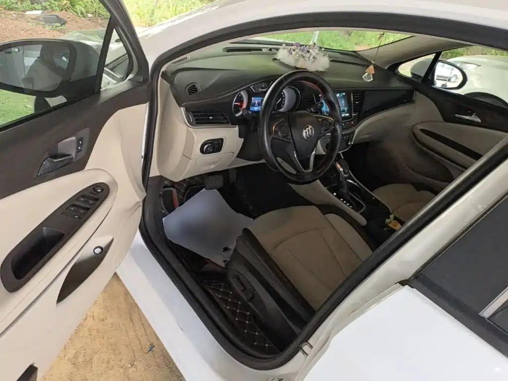 Buick Verano — миниатюра 16