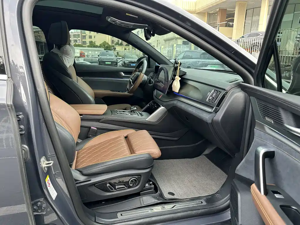 BYD Tang New Energy — миниатюра 17