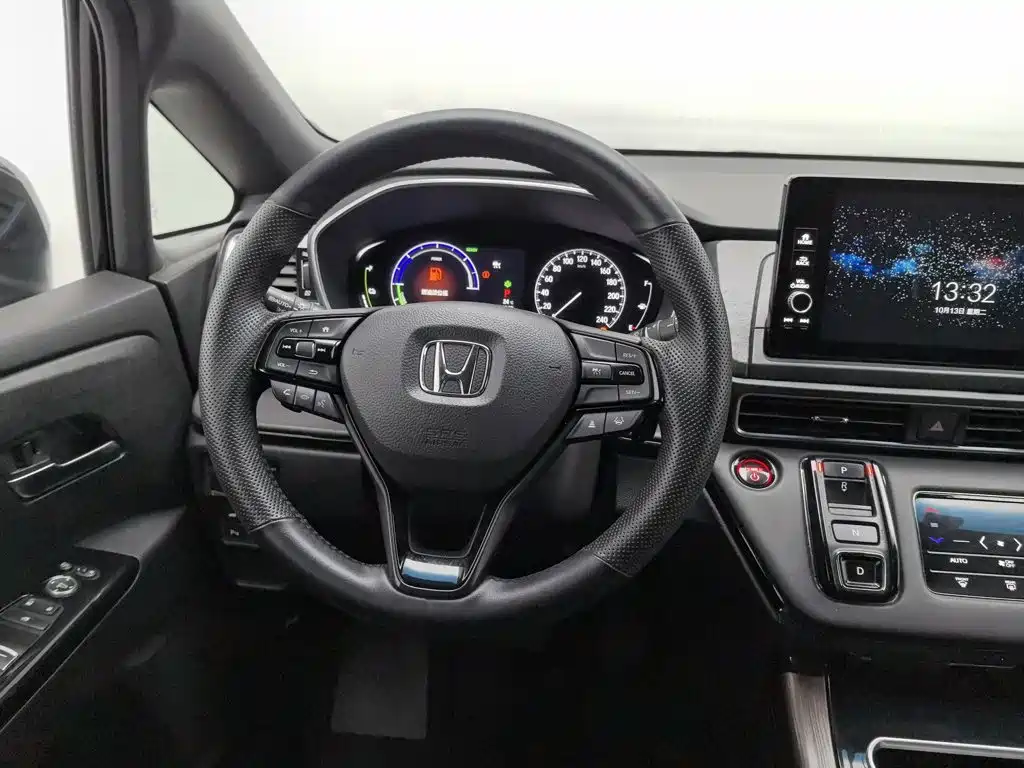 Honda Elysion — миниатюра 11