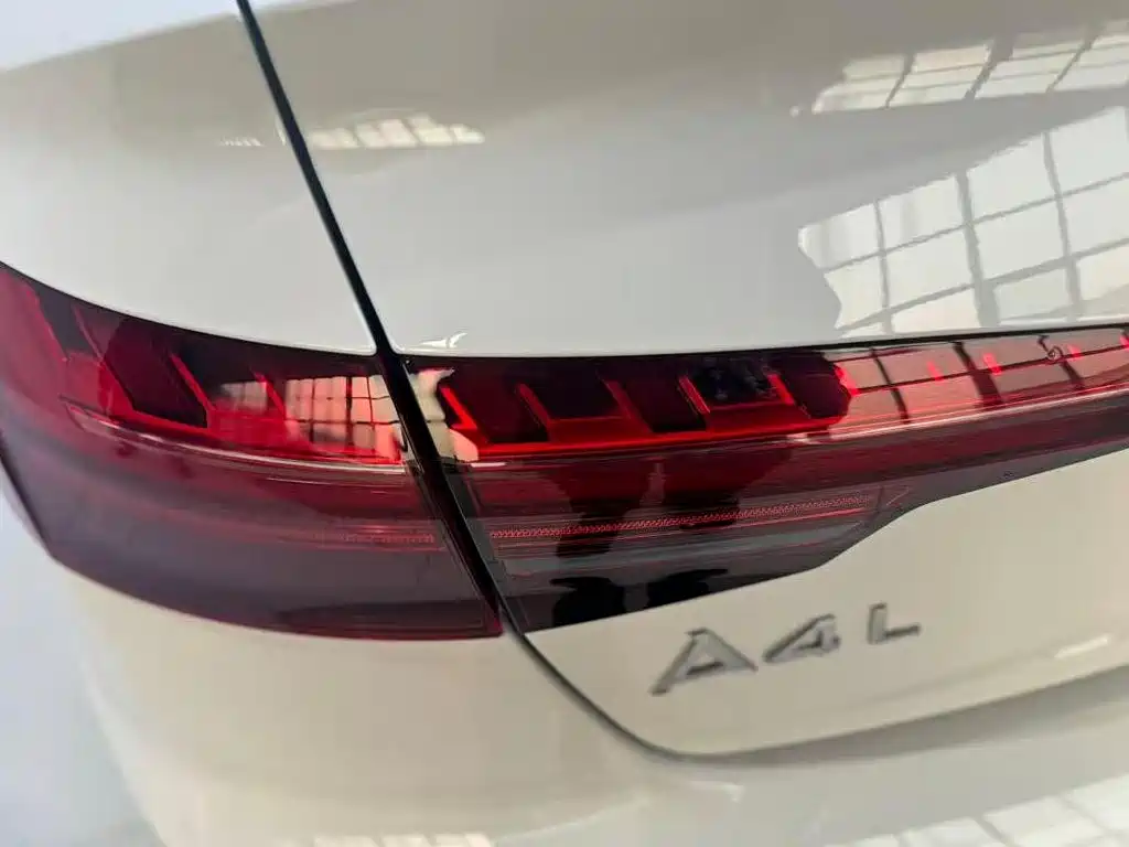Audi A4L — миниатюра 9