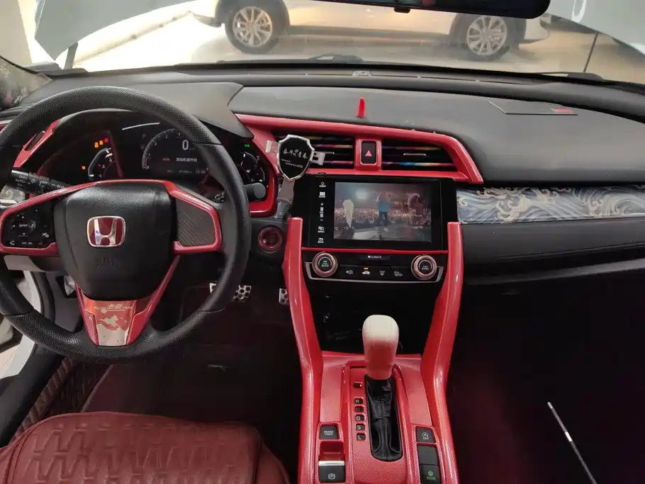 Honda Civic — миниатюра 12