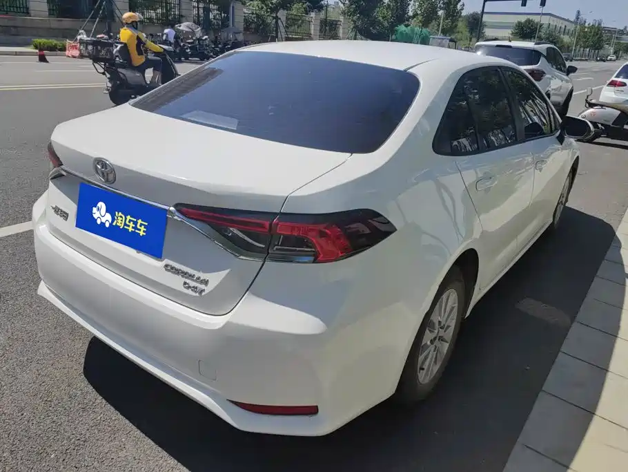 Toyota Corolla — миниатюра 3