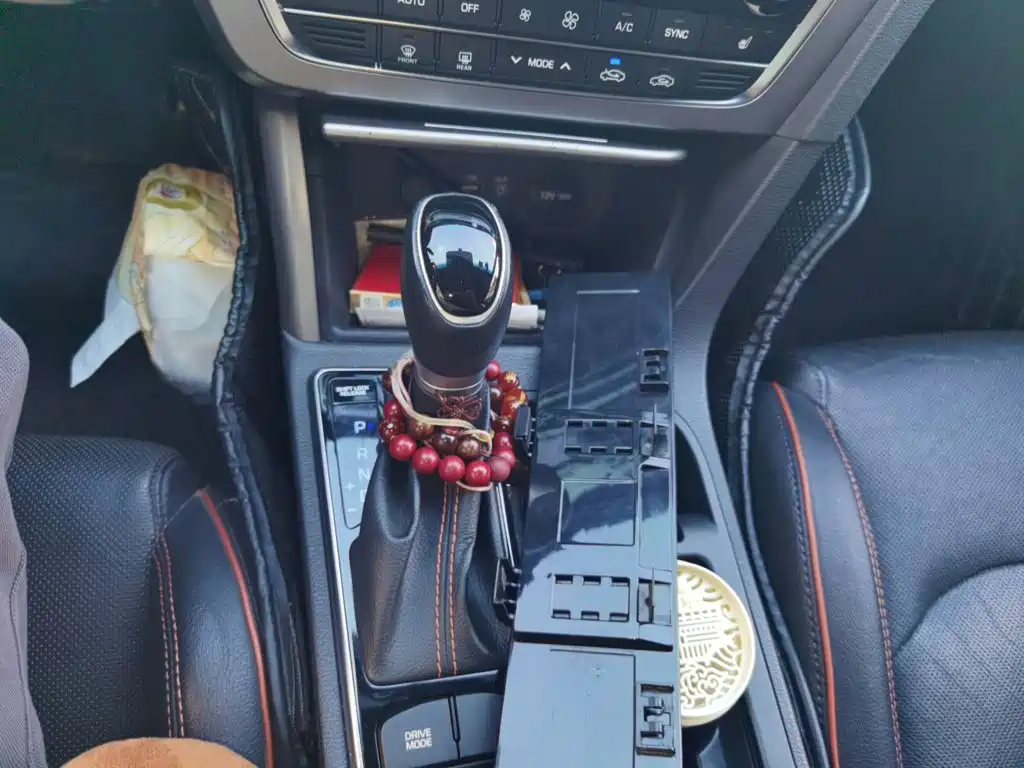 Hyundai Sonata — миниатюра 10