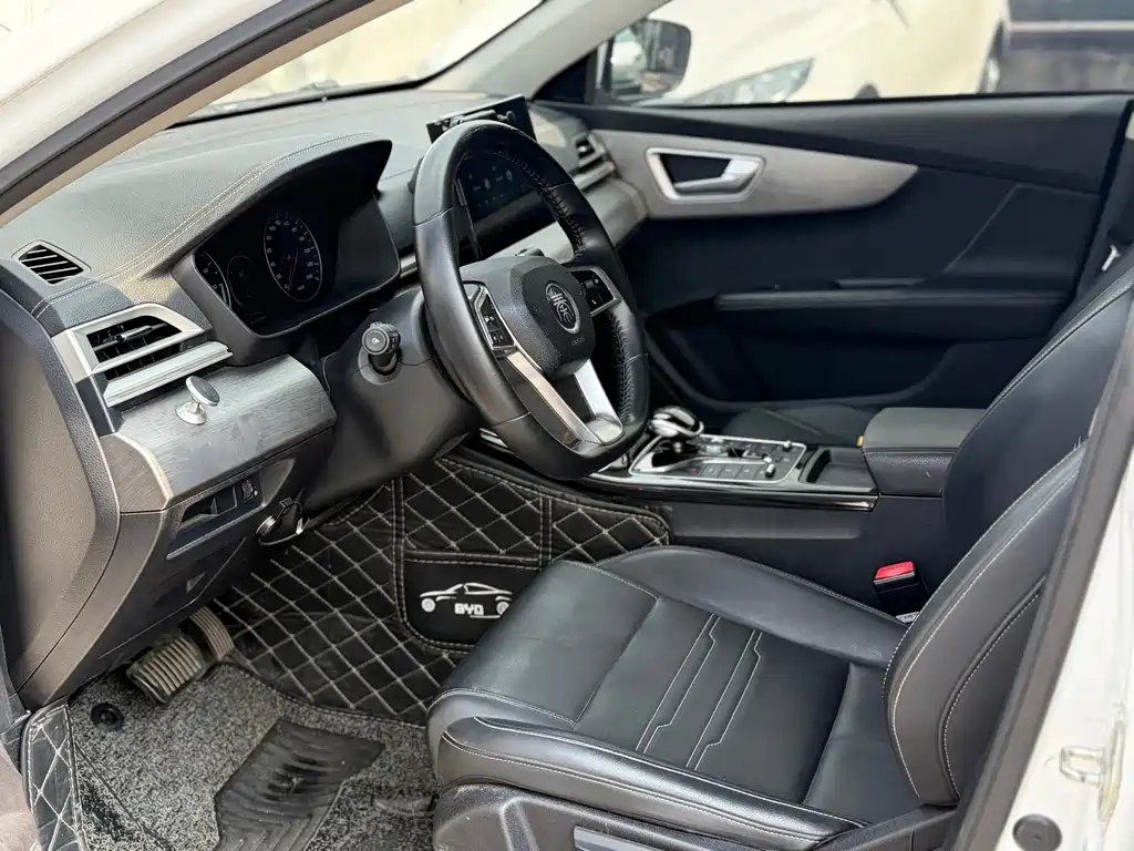 BYD Qin NEV — миниатюра 3