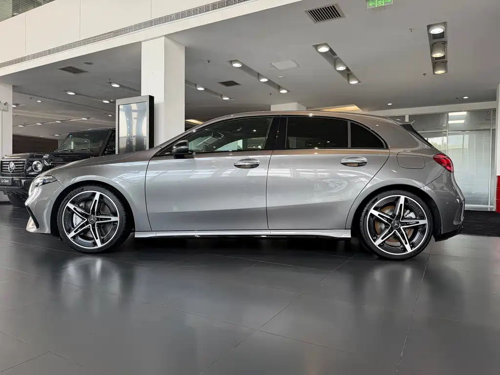 Mercedes-Benz A-Class AMG (Import) — миниатюра 3
