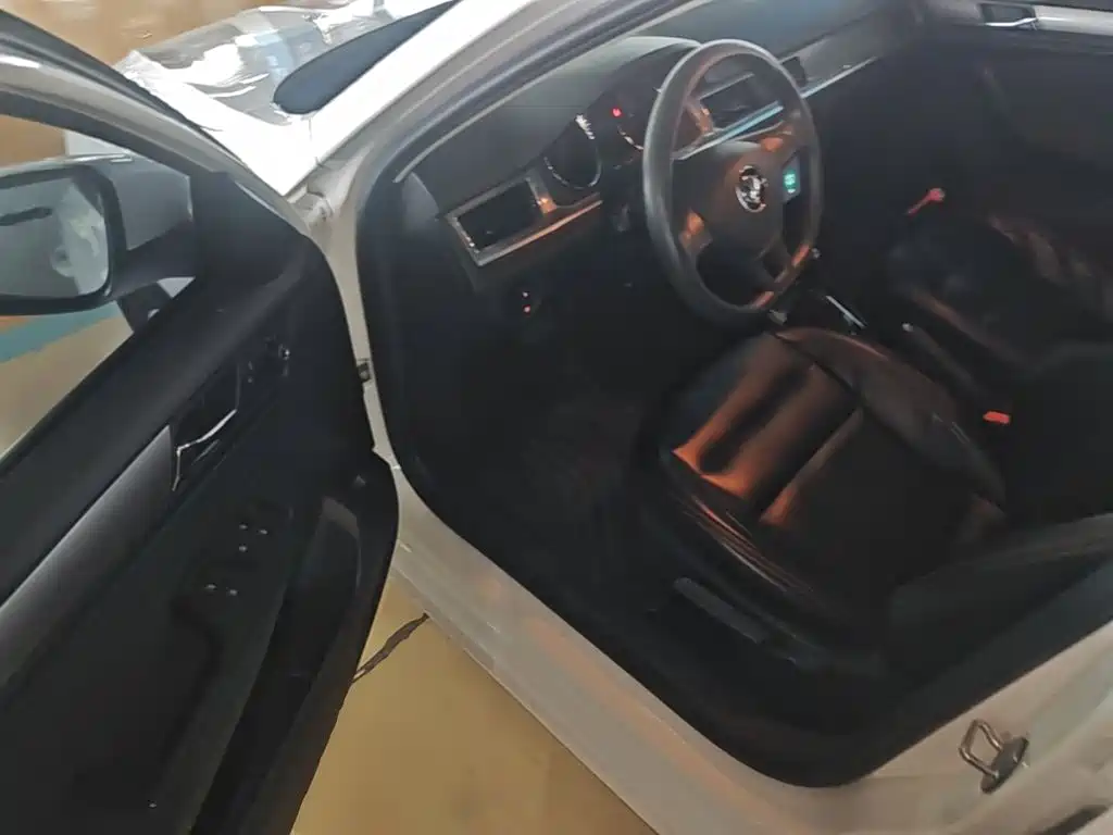 Volkswagen Bora — миниатюра 16