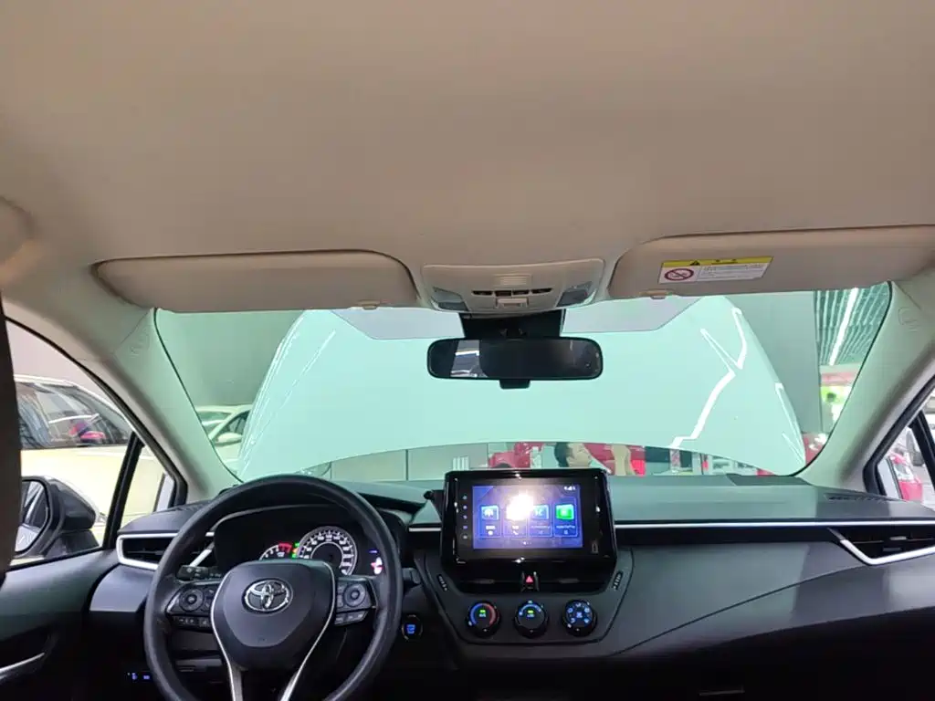 Toyota Corolla — миниатюра 18