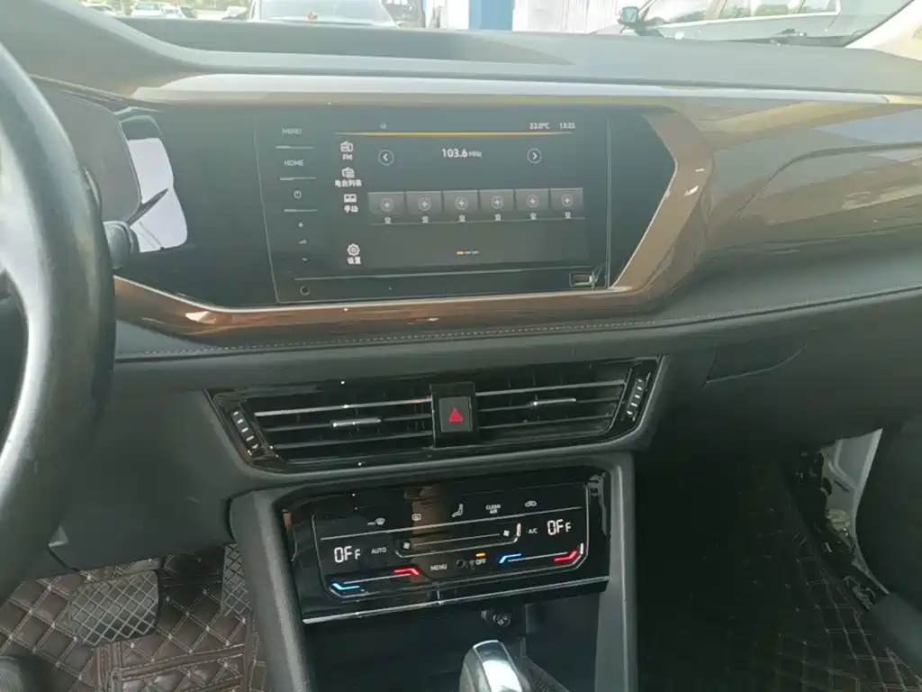 Volkswagen Tharu — миниатюра 13