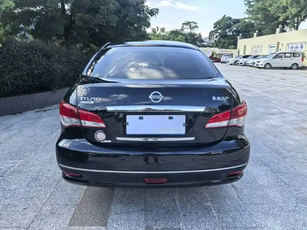 Nissan Sylphy — миниатюра 5