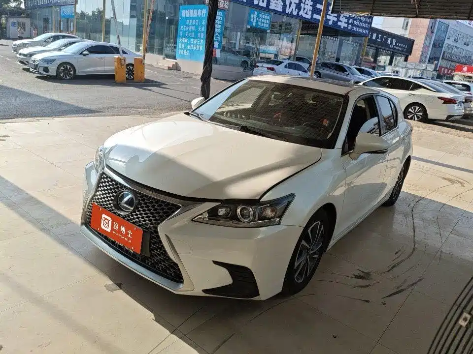 Lexus CT 2019
