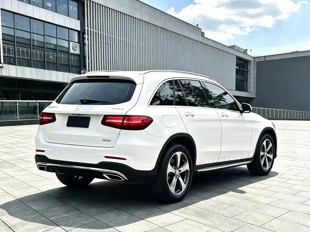 Mercedes-Benz GLC — миниатюра 13