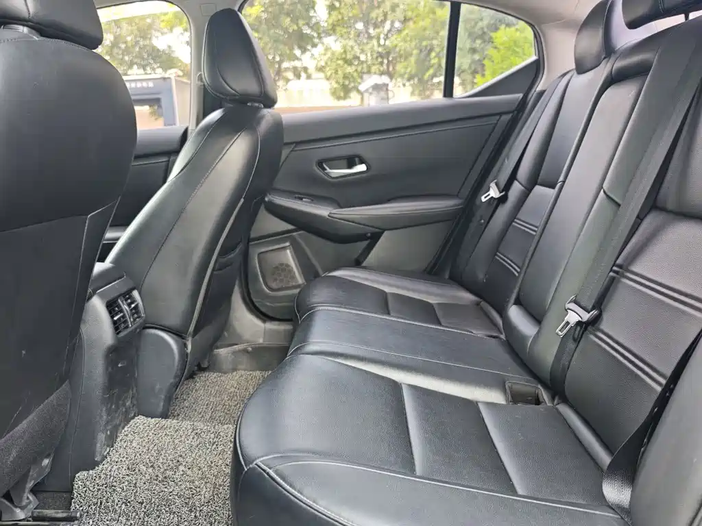 Nissan Sylphy — миниатюра 6