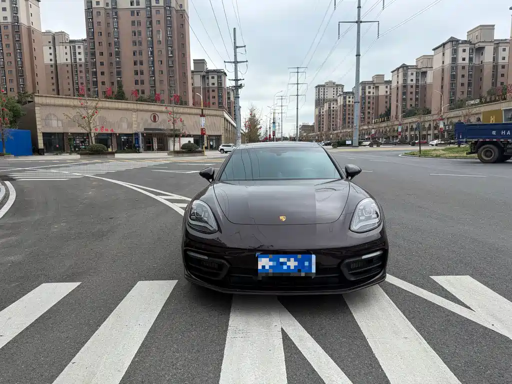 Porsche Panamera — миниатюра 2