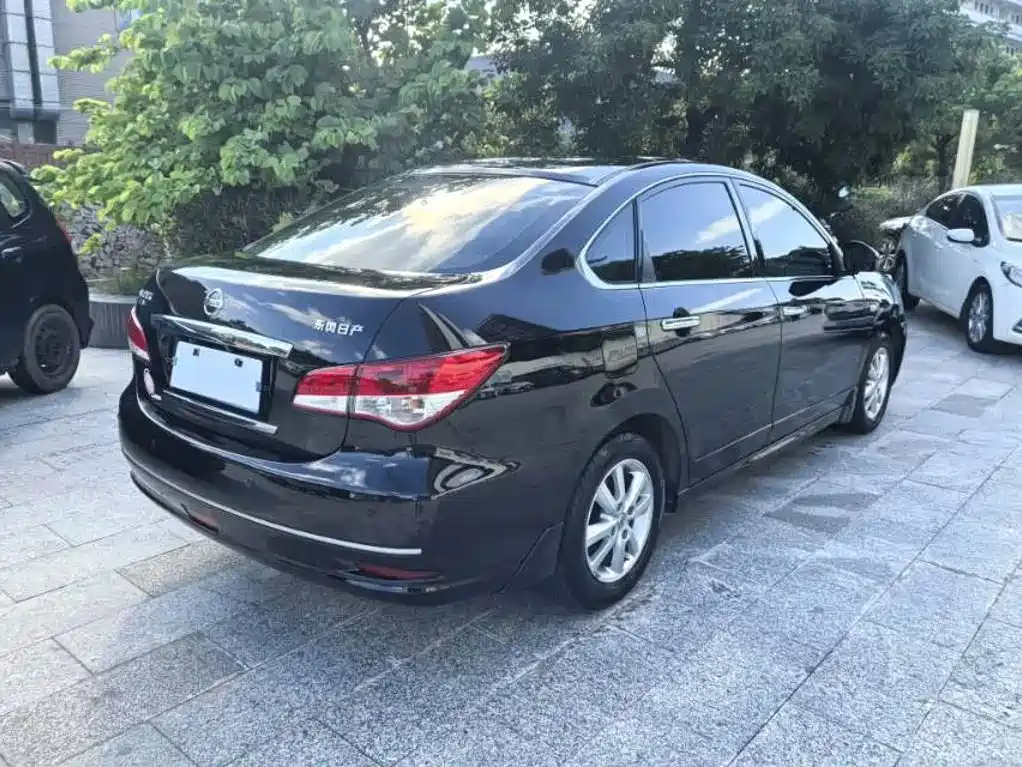 Nissan Sylphy — миниатюра 4