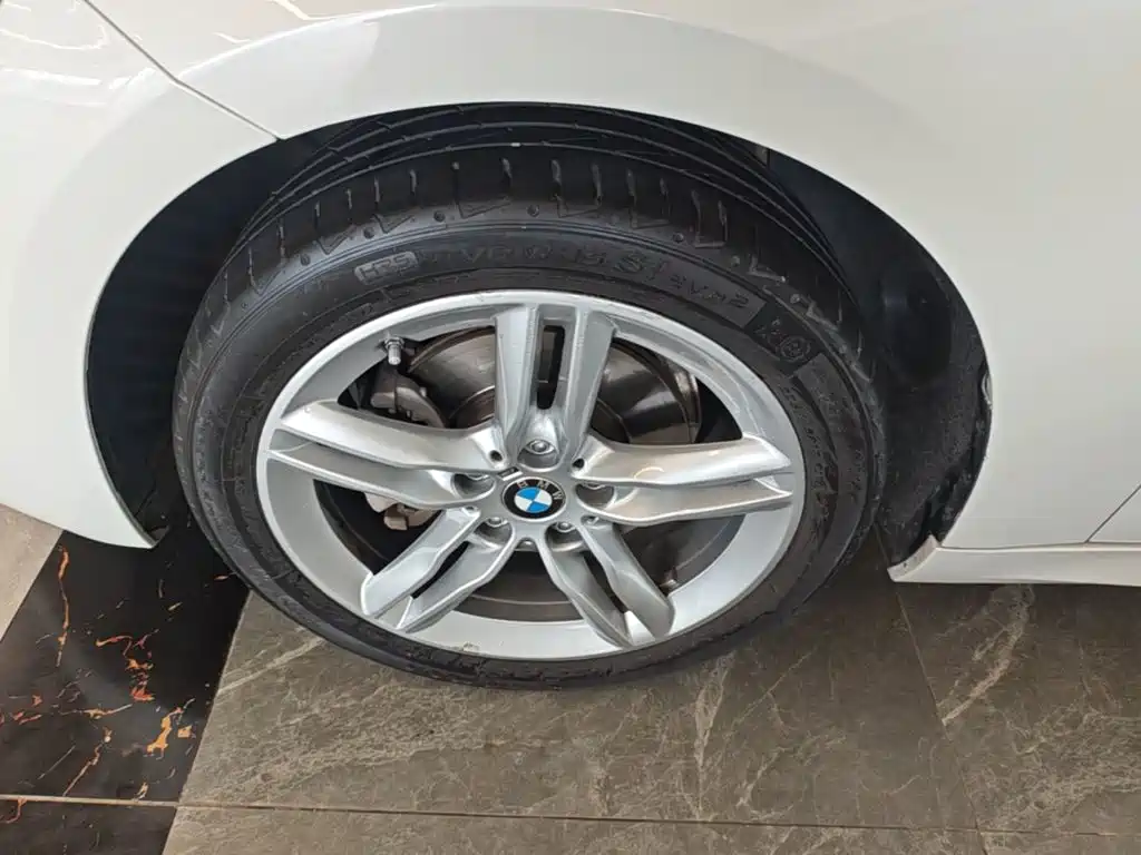 BMW 1 Series — миниатюра 23