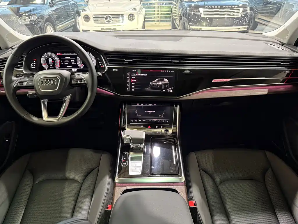 Audi Q7 — миниатюра 10