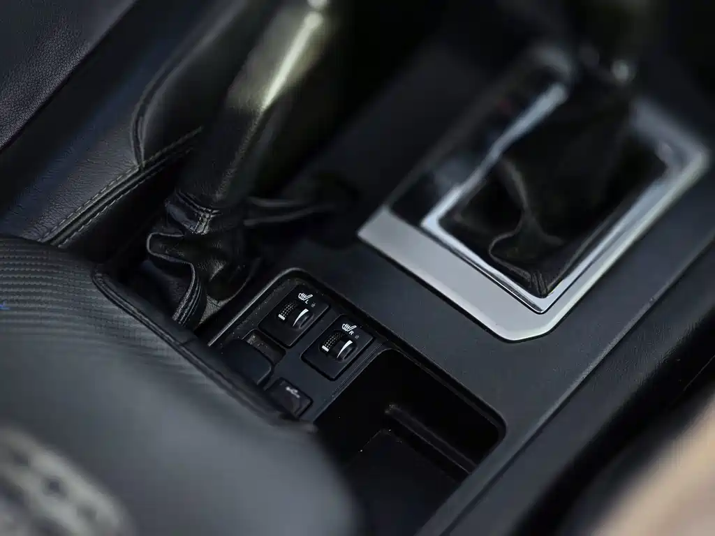 Toyota Prado — миниатюра 13
