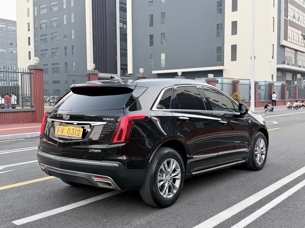 Cadillac XT5 — миниатюра 4