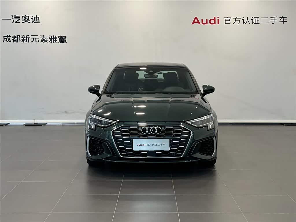 Audi A3 1.4 л 2024 г. Зелёный, пробег 35000 км
