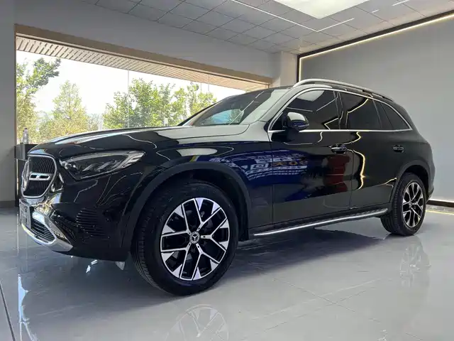 Mercedes-Benz GLC — фото 1