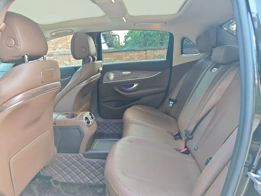 Mercedes-Benz E-Class E 2020 E 300 L Fashion