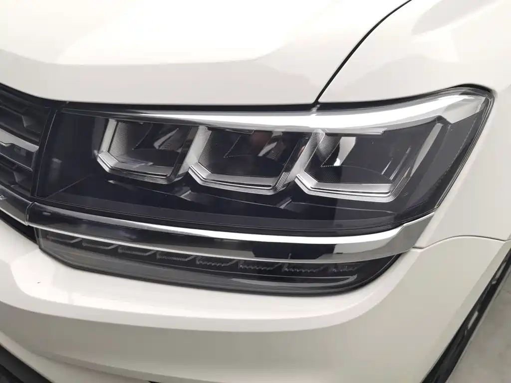 Volkswagen Tharu — миниатюра 7