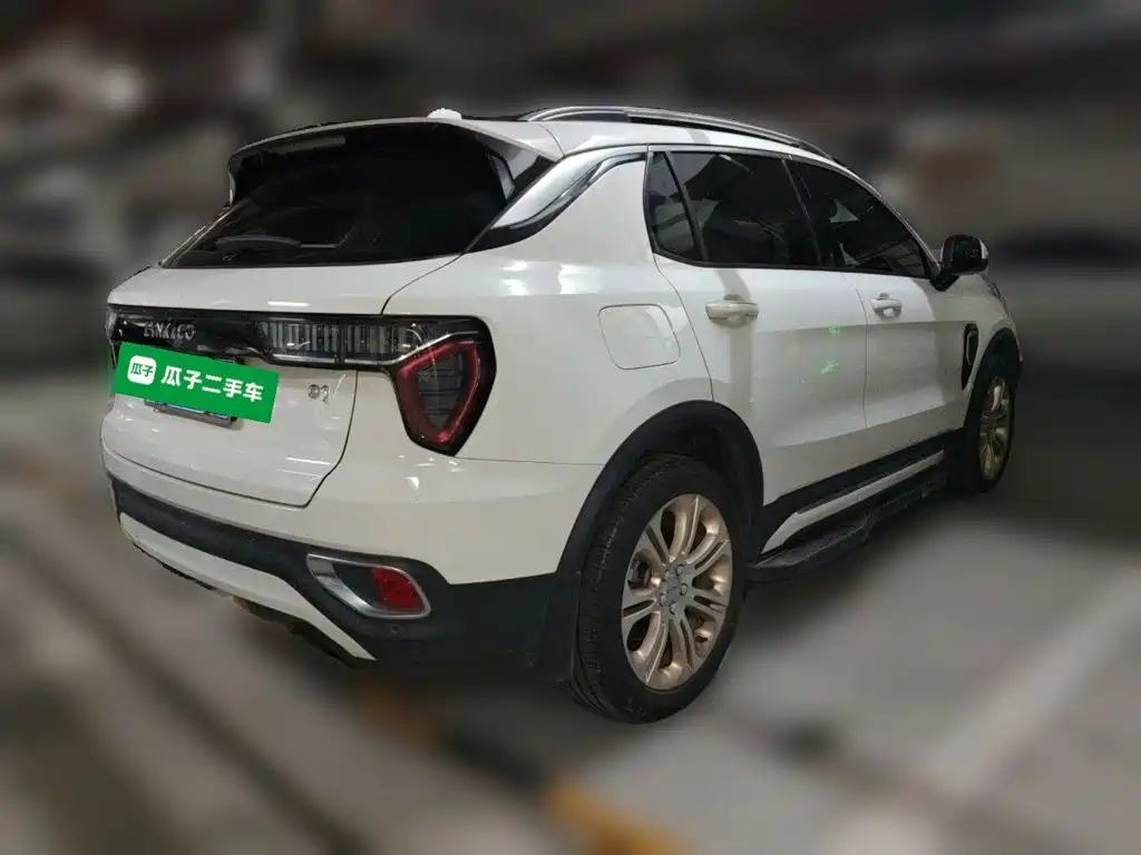 Lynk & Co 01 — миниатюра 4