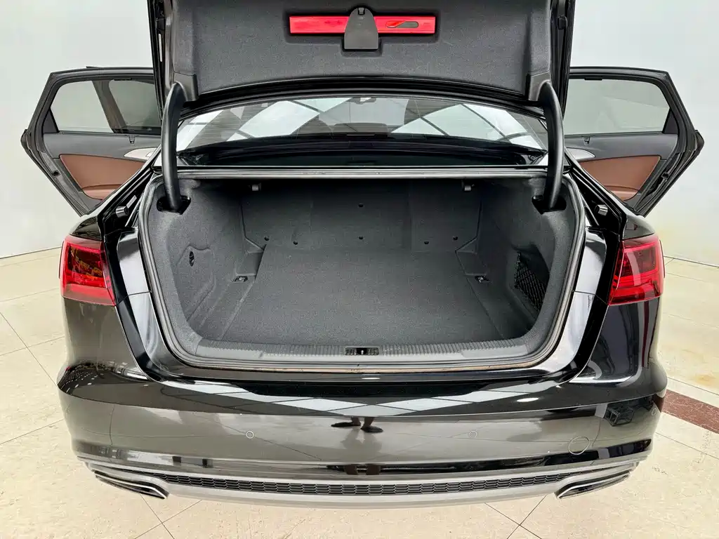 Audi A6L — миниатюра 22