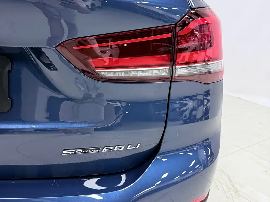 BMW X1 2022 sDrive20Li Premium