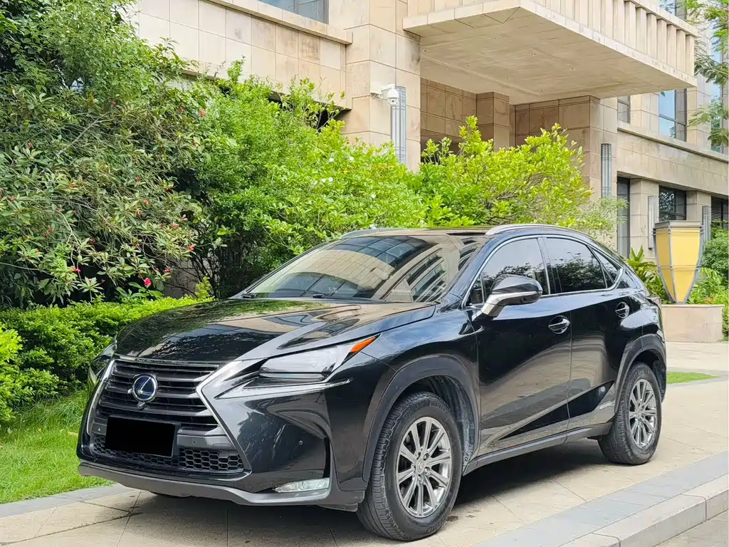 Lexus NX 2017