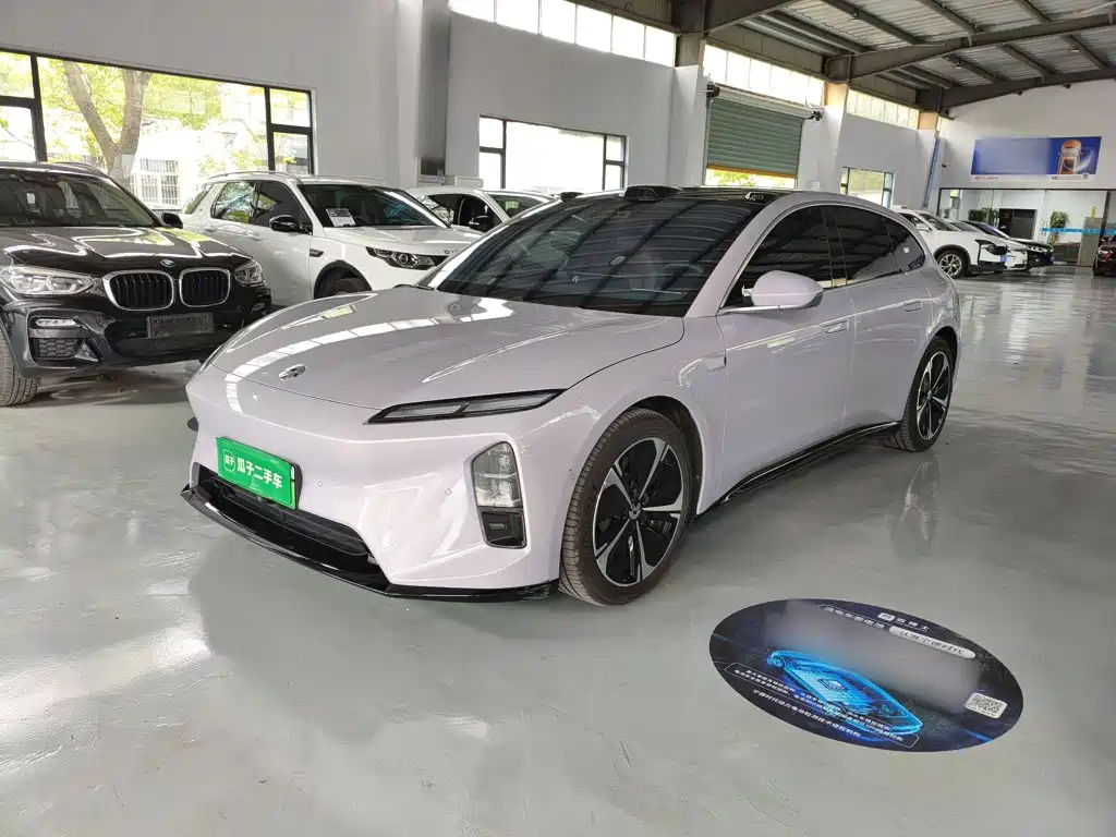 NIO ET5T — миниатюра 2