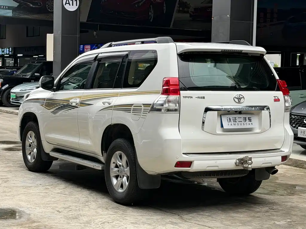 Toyota Prado — миниатюра 6