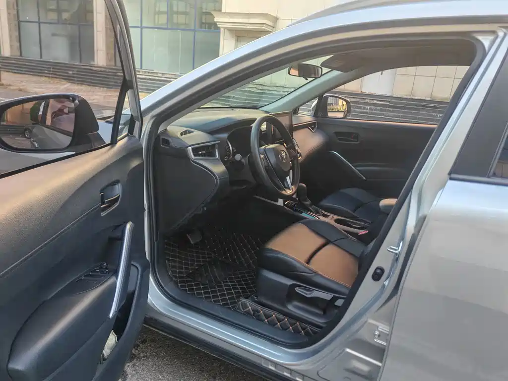Toyota Frontlander — миниатюра 7