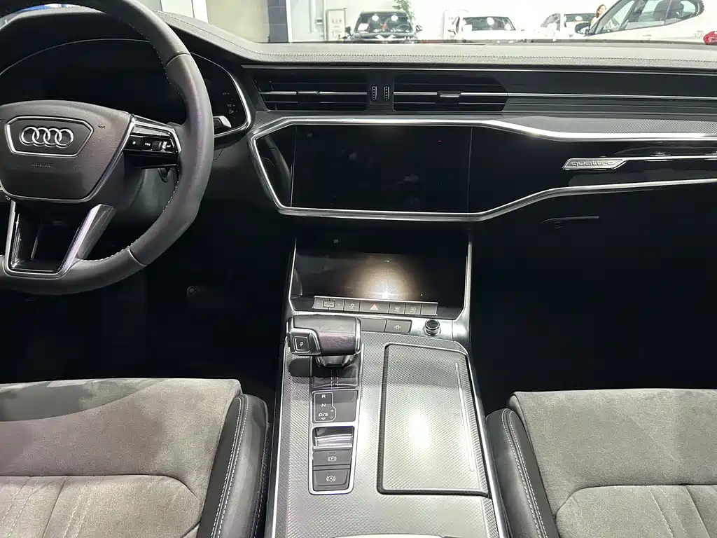 Audi A6L — миниатюра 12