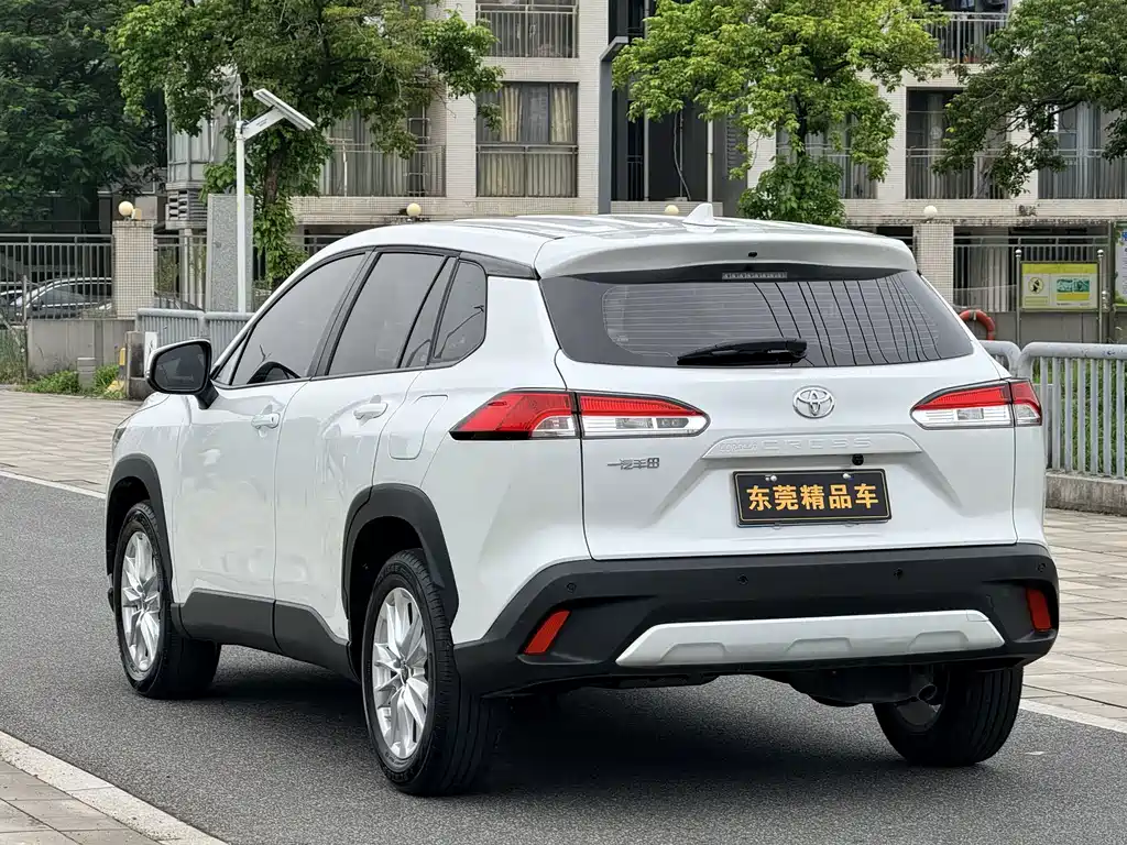 Toyota Corolla Cross — миниатюра 6
