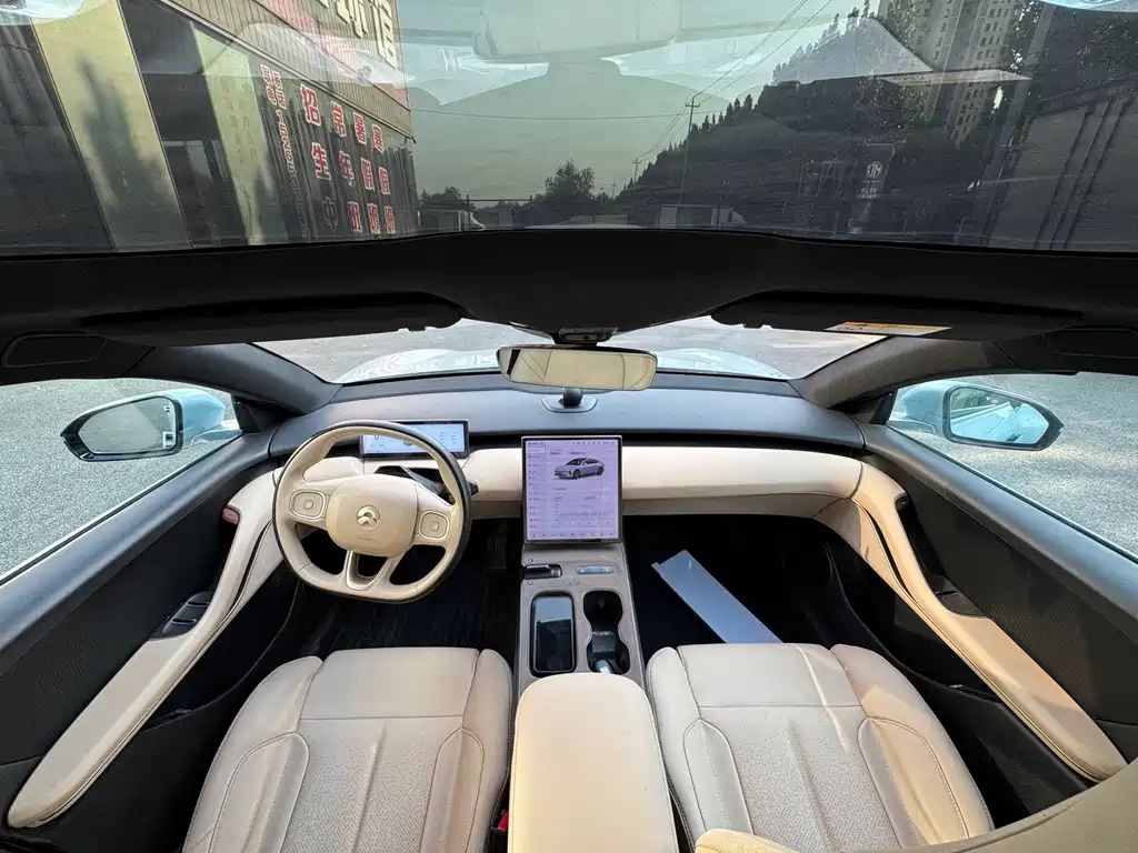 NIO ET5 — миниатюра 9