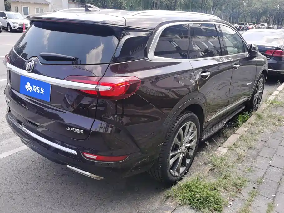 Buick Enclave — миниатюра 3