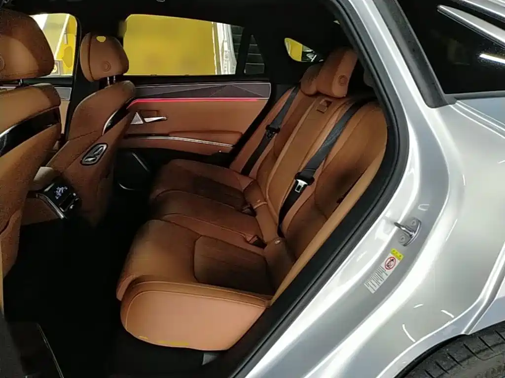 BYD Han L — миниатюра 17