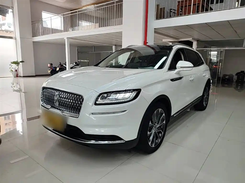 Lincoln Nautilus 2022