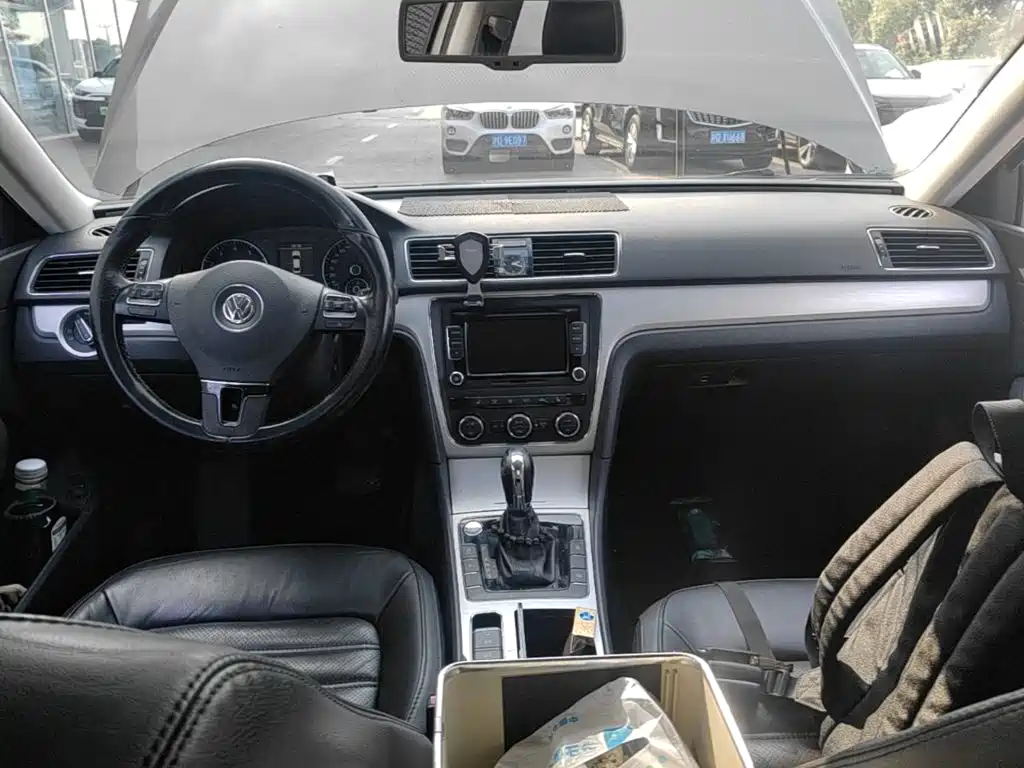 Volkswagen Passat — миниатюра 14