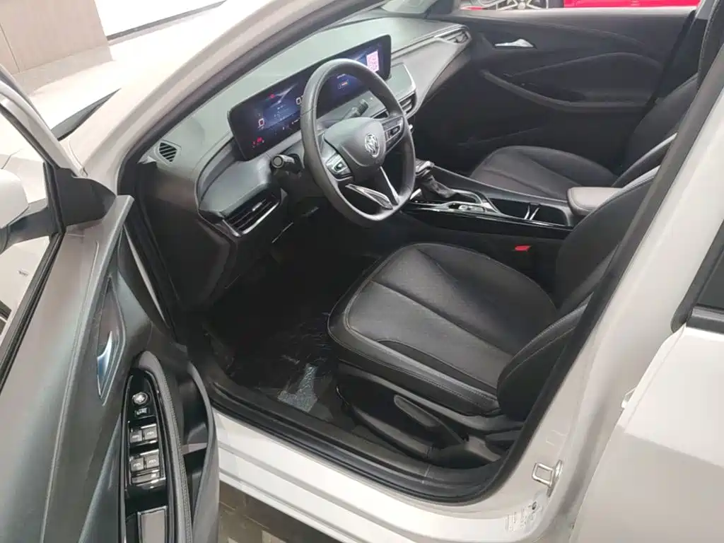 Buick Verano — миниатюра 16