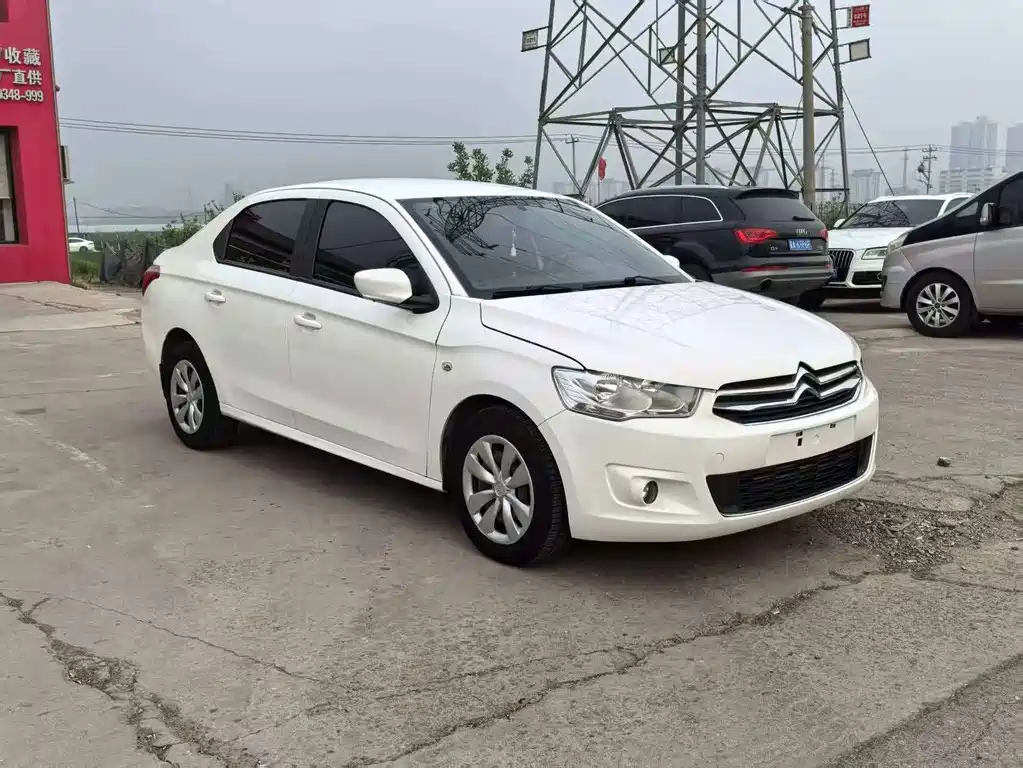 Citroen Elysee — миниатюра 3