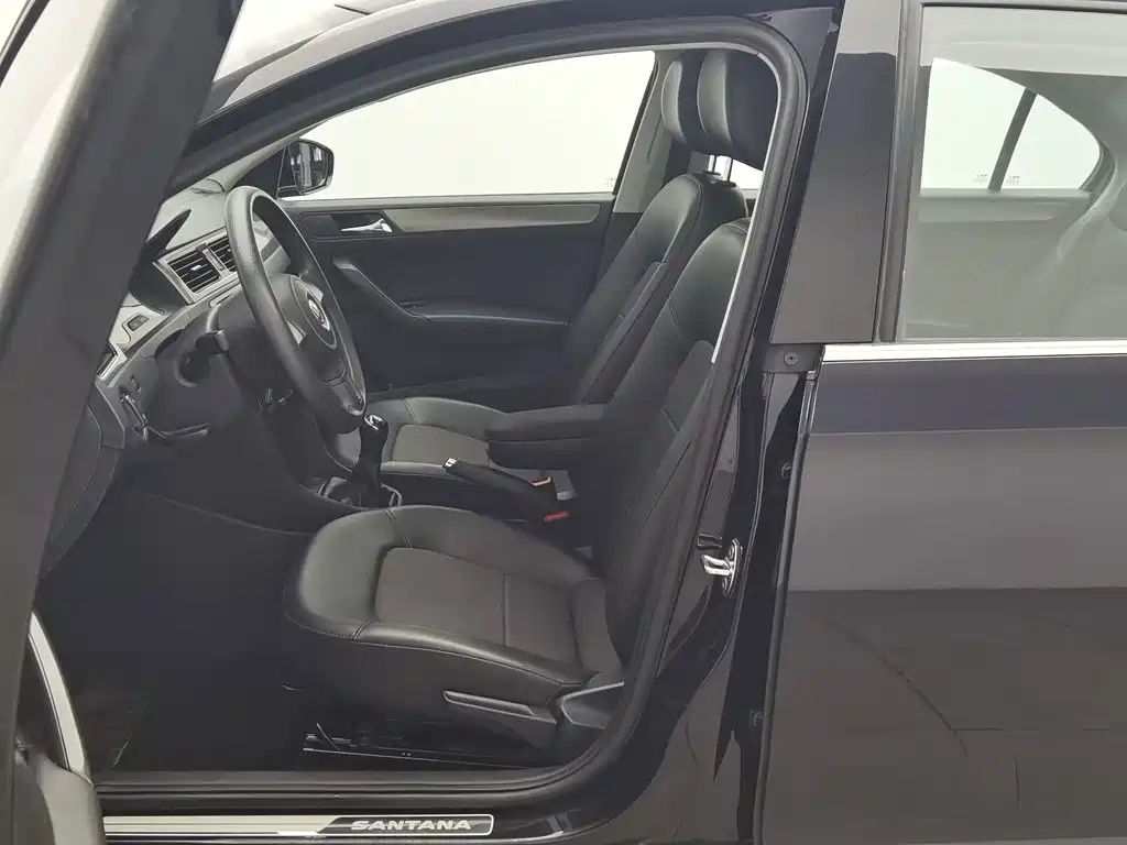 Volkswagen Santana — миниатюра 10