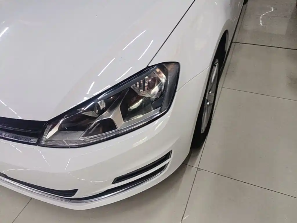 Volkswagen Golf — миниатюра 24