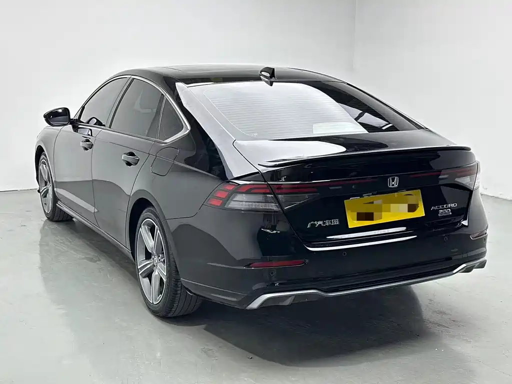 Honda Accord — миниатюра 3
