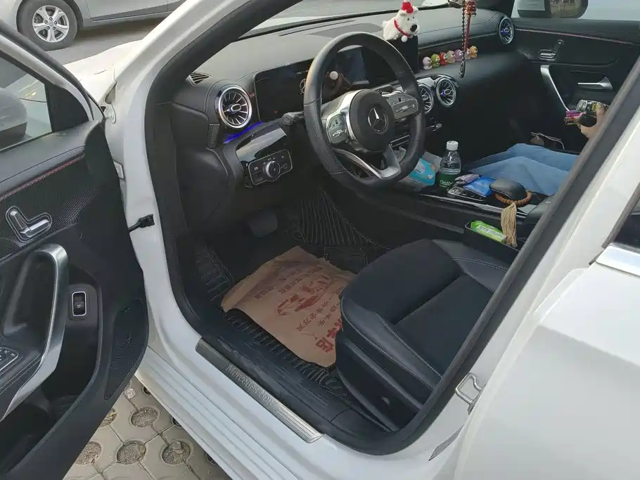 Mercedes-Benz A-Class — миниатюра 8