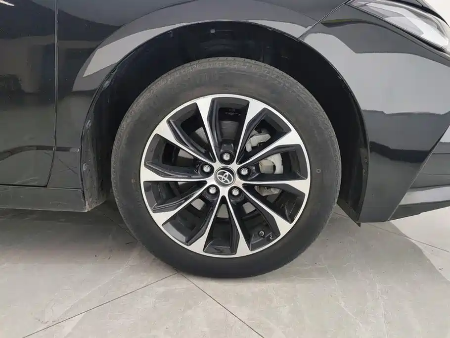 Toyota Avalon — миниатюра 6