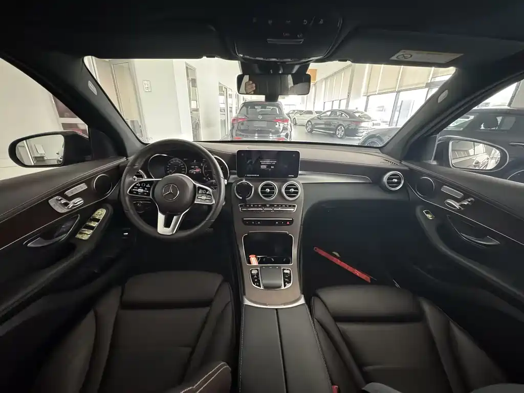 Mercedes-Benz GLC 2022 GLC 300 L 4MATIC