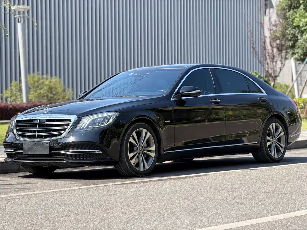 Mercedes-Benz S-Class 2020