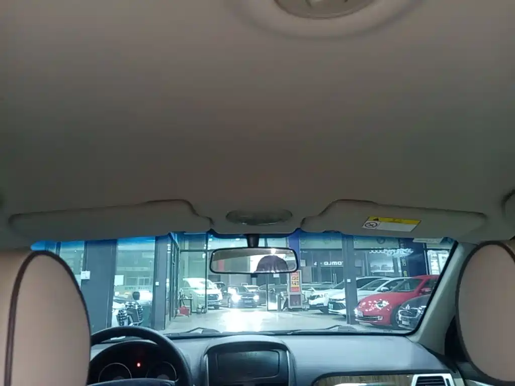 Buick Excelle — миниатюра 18